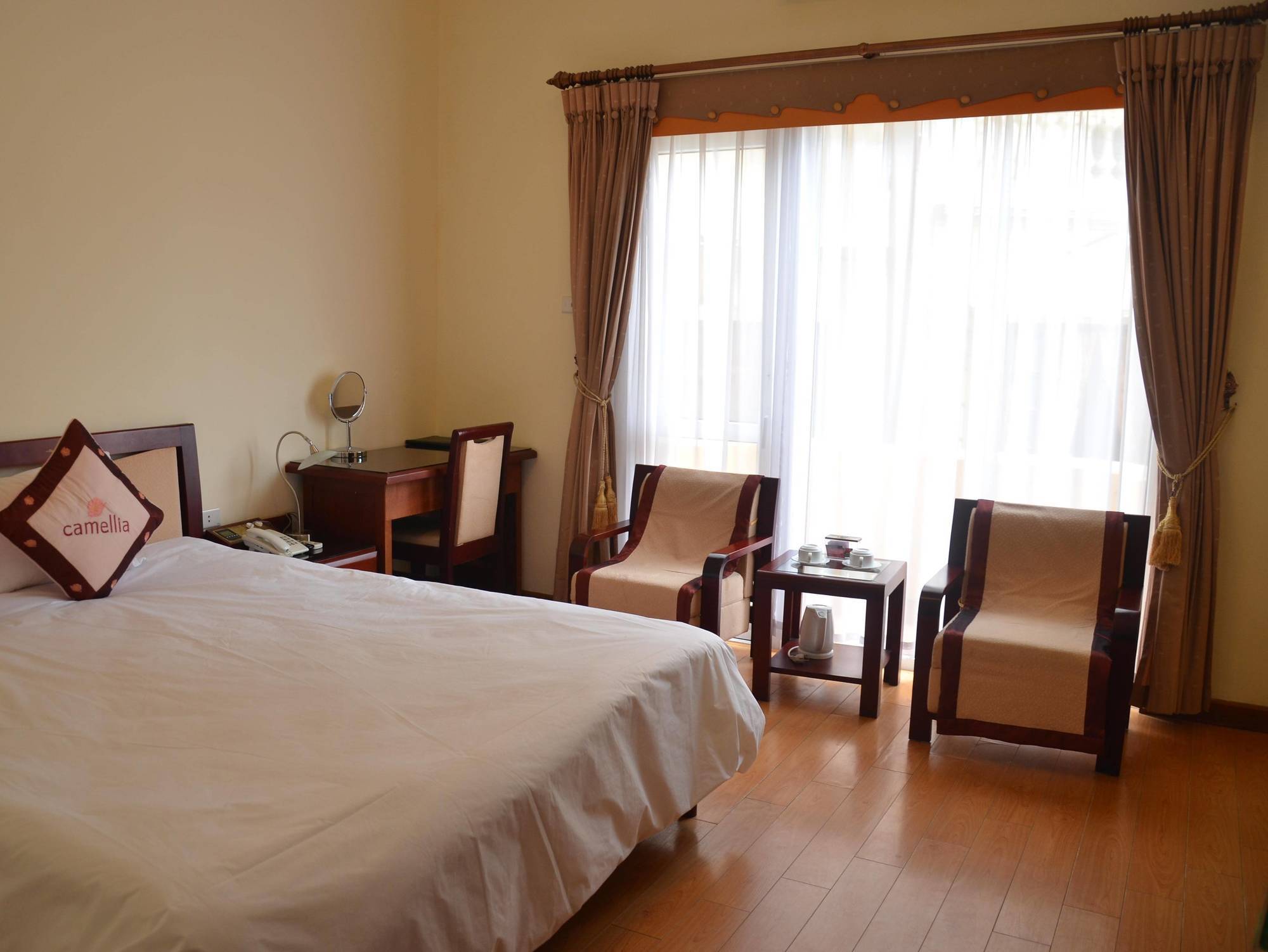 Camellia 4 Hotel Hanoi Exterior foto