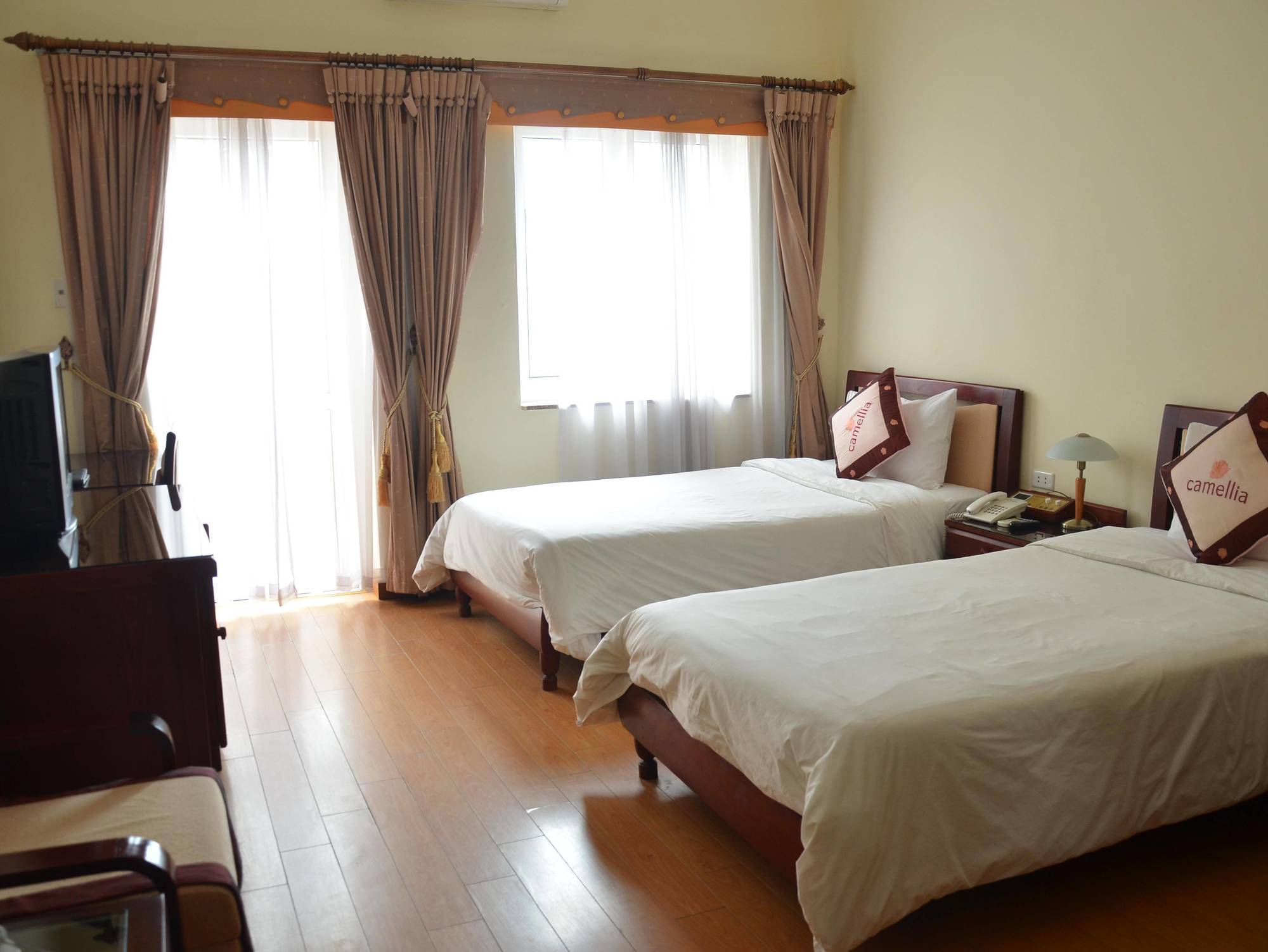 Camellia 4 Hotel Hanoi Exterior foto