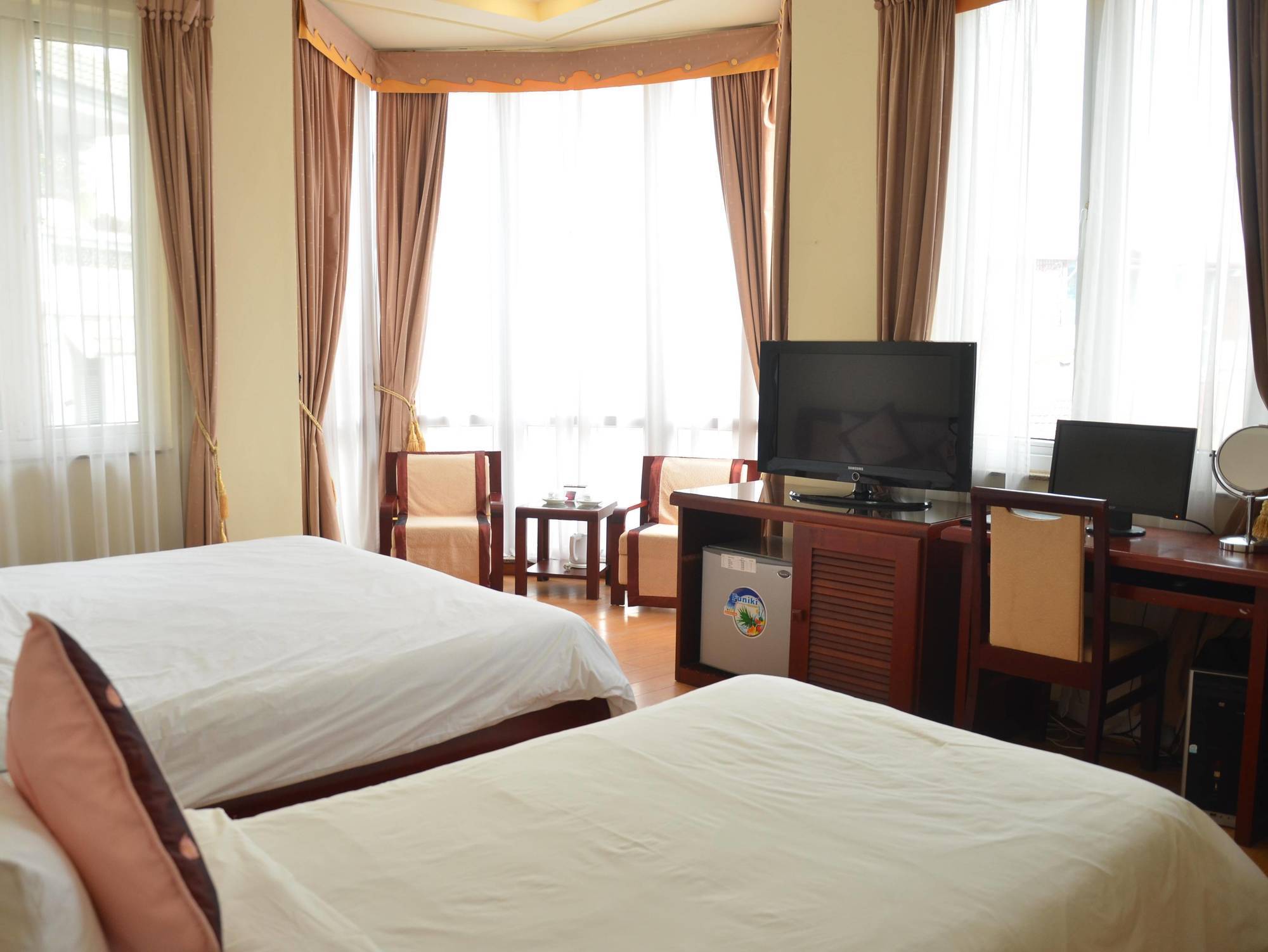 Camellia 4 Hotel Hanoi Exterior foto